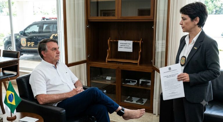 PGR defende manutenção de Bolsonaro em prisão domiciliar, mas sem a arma apreendida
